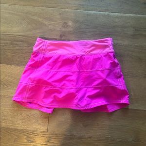 Lululemon pace rival skirt